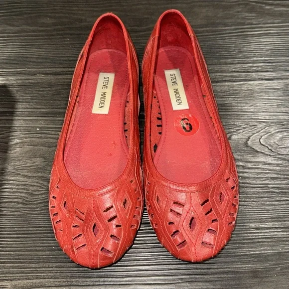 Steve Madden Pixee Red Leather Flats - Picture 2 of 4